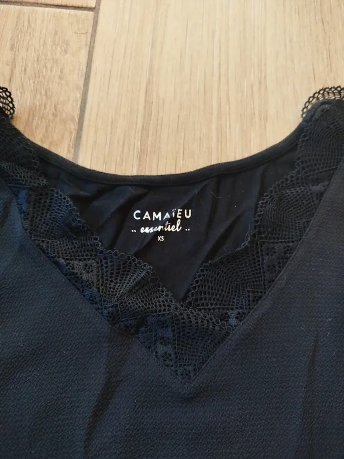 T-shirt femme noir neuf Camaïeu taille XS - photo numéro 4