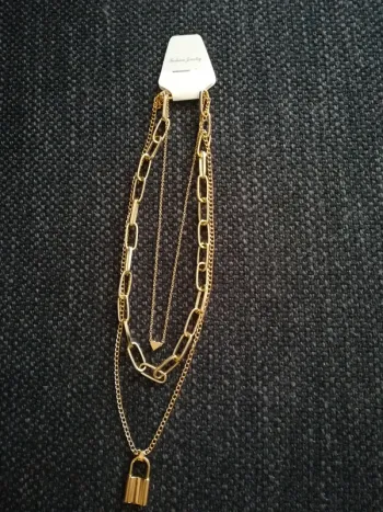 Magnifique collier doré multirang, Fashion Jewelry, neuf avec étiquette