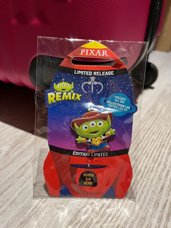 Pins Alien Remix Woody