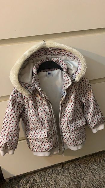 Joli blouson garçon (taille 24 mois)