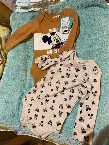 Pyjamas et bodys 3 mois Disney neufs