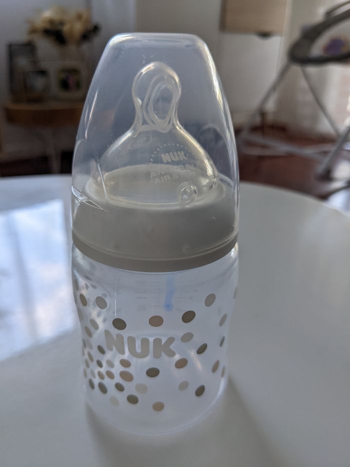 Biberon neuf NUK - 150ml