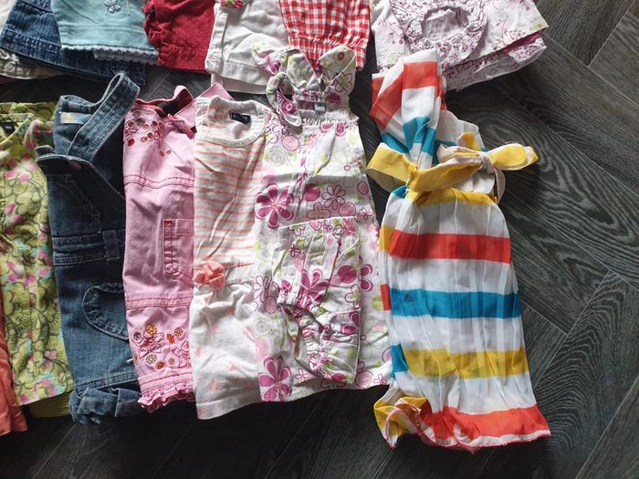 Lot de 33 vêtements été fille 6 mois - photo numéro 4