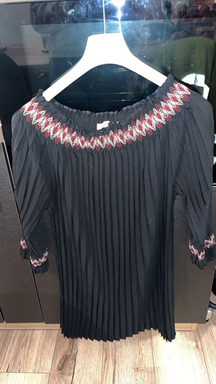 Robe épaules dénudées