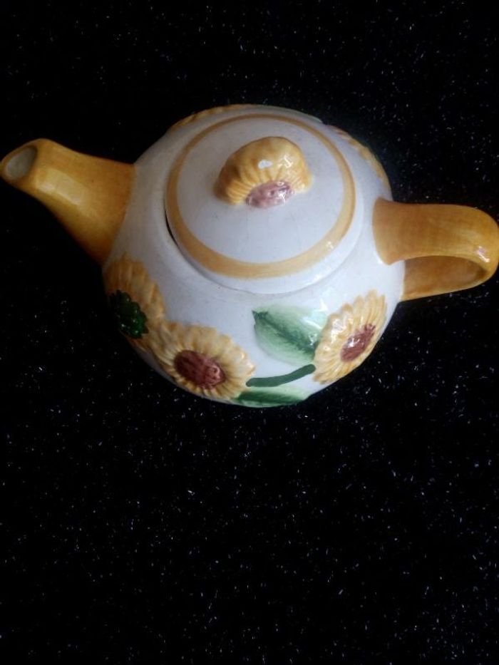 théière dessin tournesols * prix 3e * kiki60230