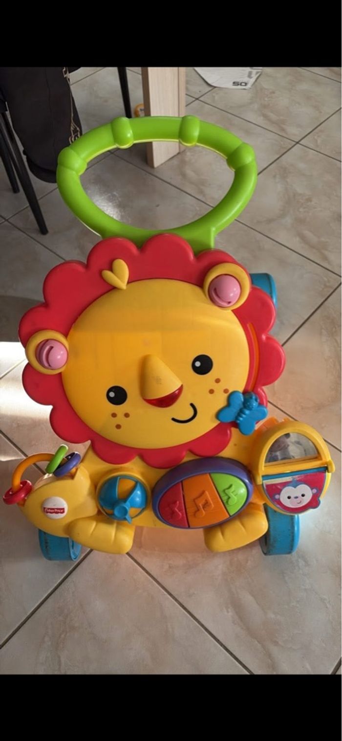 Chariot de marche musical