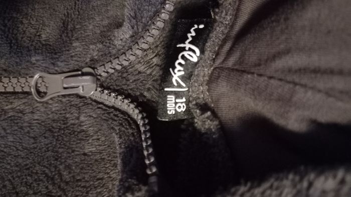 Combinaison dinausaure 18 mois - photo numéro 2