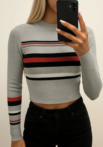 🩶 Pull rayé gris tendance coupe courte col montant H&M taille Xs.