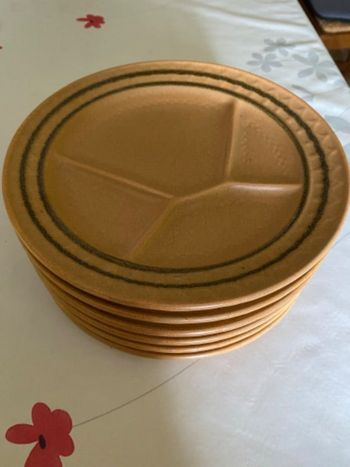 6 assiettes à fondue