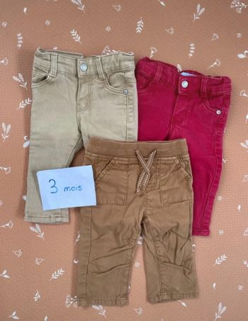 Lot pantalon jeans 3 mois