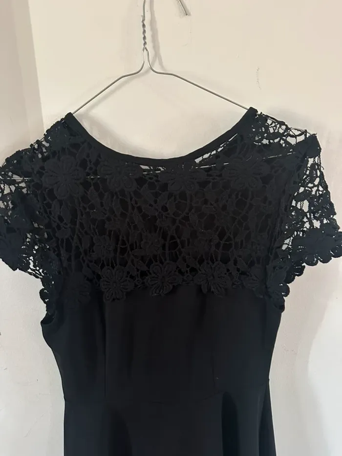 Petite robe noire, SHEIN taille xs - photo numéro 2