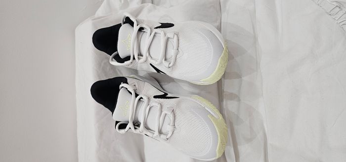 Baskets Nike Star Runner taille 36.5 - photo numéro 4