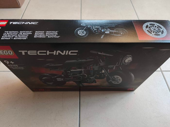 LEGO Technic 42155 : The Batman : Batcycle - photo numéro 4
