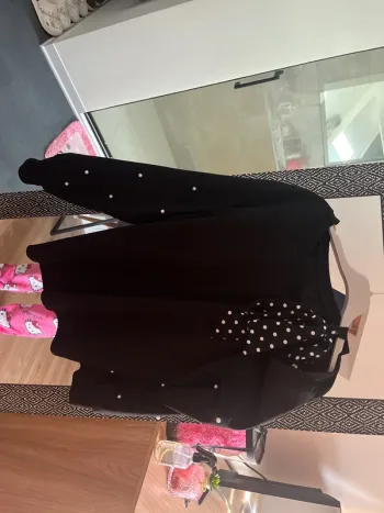 pull noir