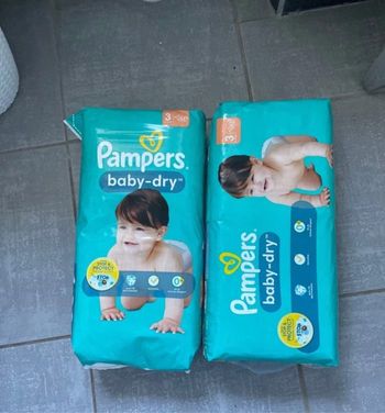Couches Pampers taille 3