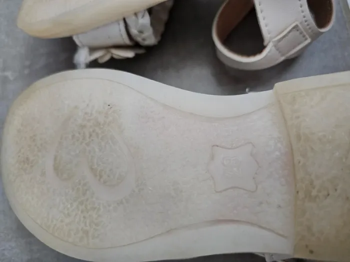 Chaussures blanches à strass idéal cérémonie taille 28 - photo numéro 10
