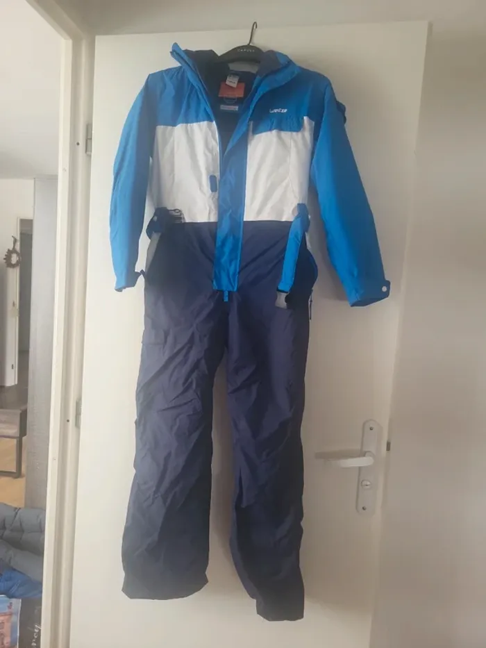 Combinaison de ski