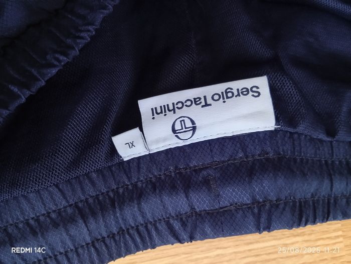 Short homme Sergio tacchini xl - photo numéro 2
