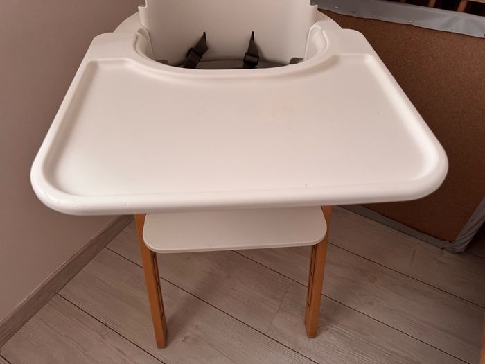 Chaise haute steps stokke