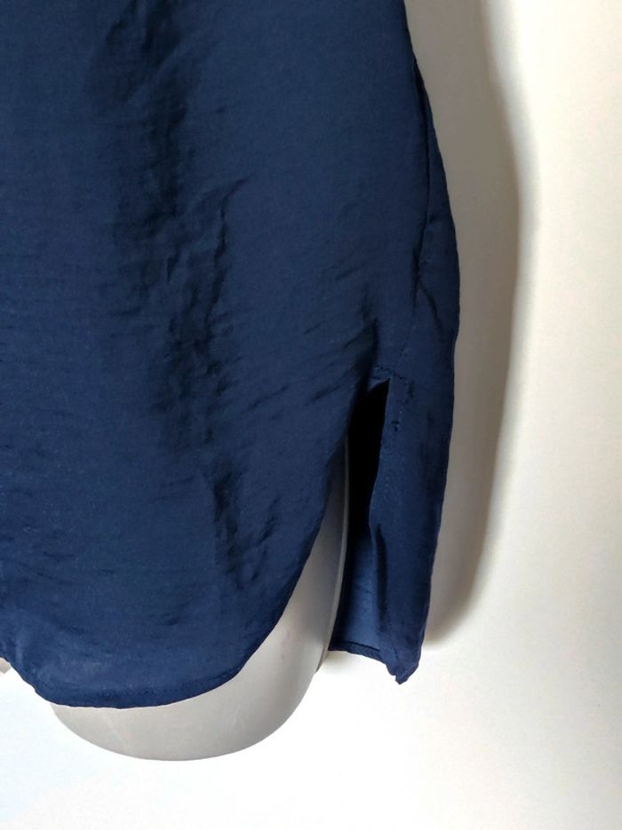 Tee-shirt satin col V bleu marine / H&M - 34/XS - photo numéro 5