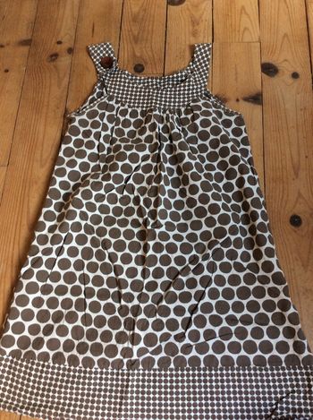 Robe manches courtes