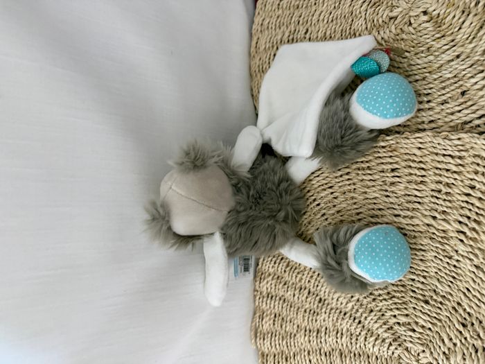 DOUDOU BABY NAT OURS FRISOUNOURS FOURURE GRIS BLANC BLEU MOUCHOIR 30c - photo numéro 2