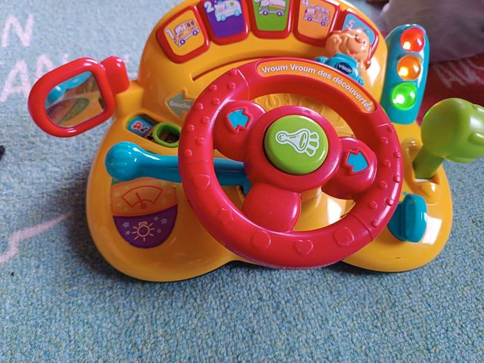Vroom vroom des découvertes VTech - photo numéro 2