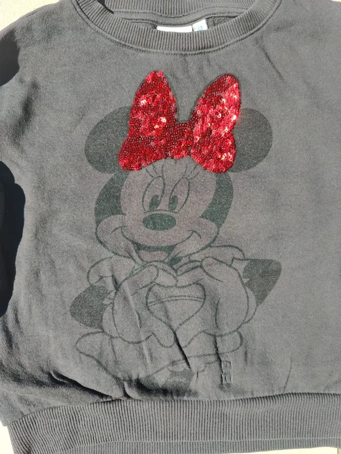 Sweat gris foncé Minnie 6 ans - photo numéro 3