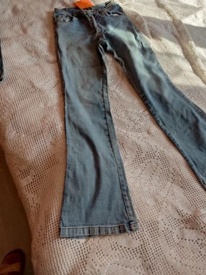 Jean pattes d ef 14 ans - photo numéro 3