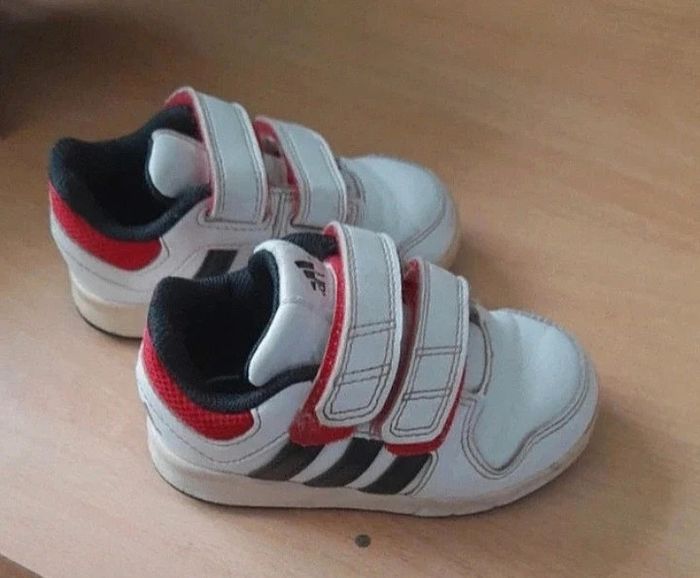 Basket Adidas Pointure 21 - photo numéro 4