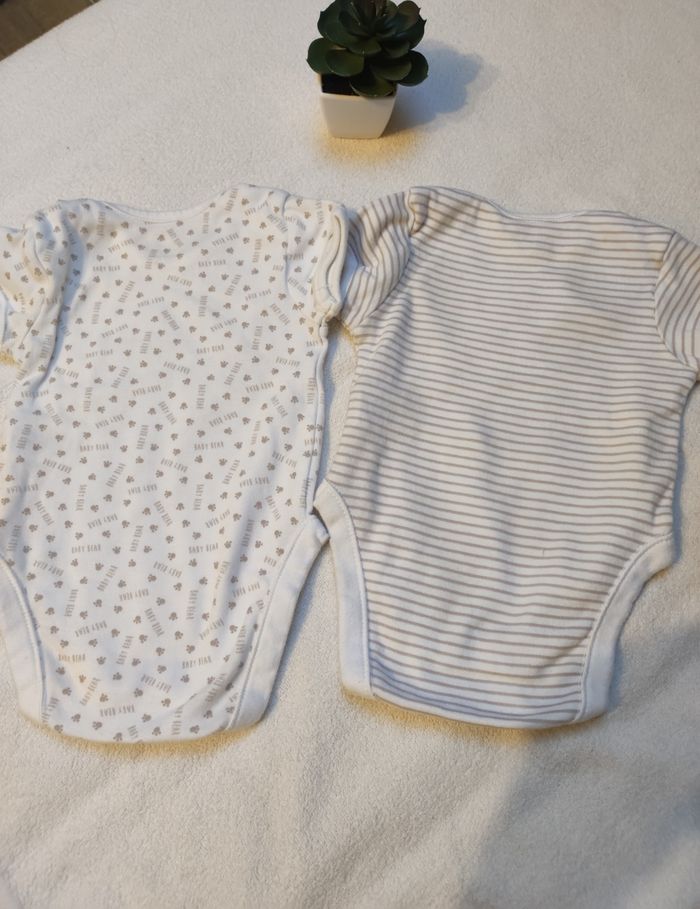 Lot de deux Bodys mixte - Taille 0-3 mois 62 - Early Days - photo numéro 3