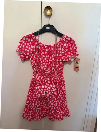 Robe à fleurs rose