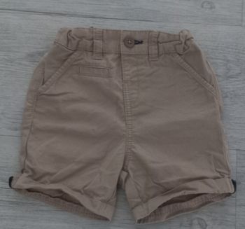 Short chino