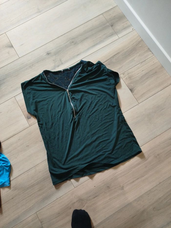 Tee shirt