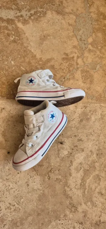 Converse blanche