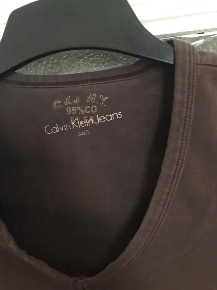 T shirt Calvin Klein femme taille S - photo numéro 5