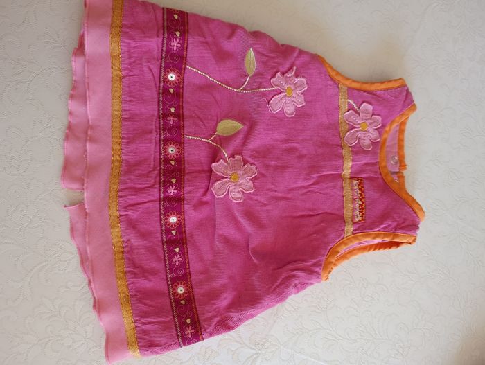 Robe rose