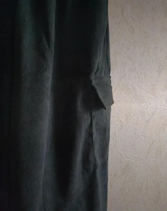 Palazzo pantaille large taille 4 / 42
Avec poches - photo numéro 2