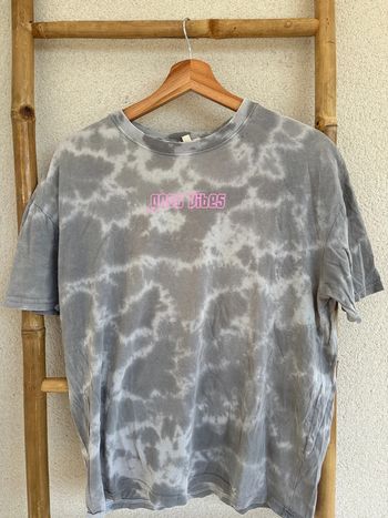 t-shirt gris tie and dye taille S jennyfer