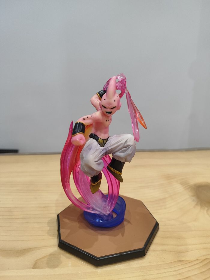 Figurine kid bu dragon ball