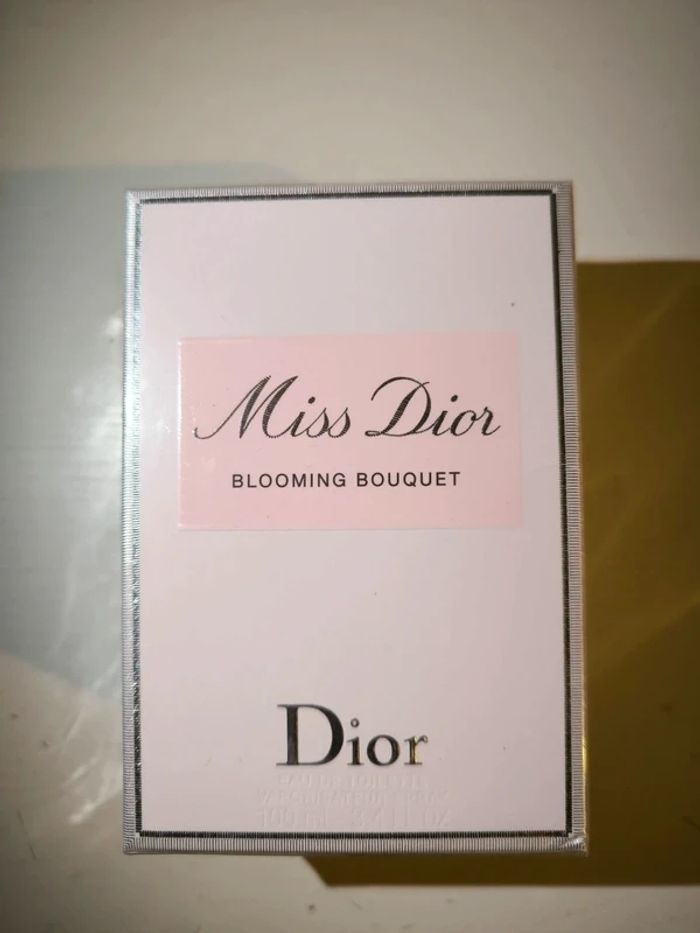 Neuf avec étiquette·Dior