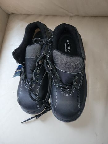 Chaussures de sécurité Bacou taille 40