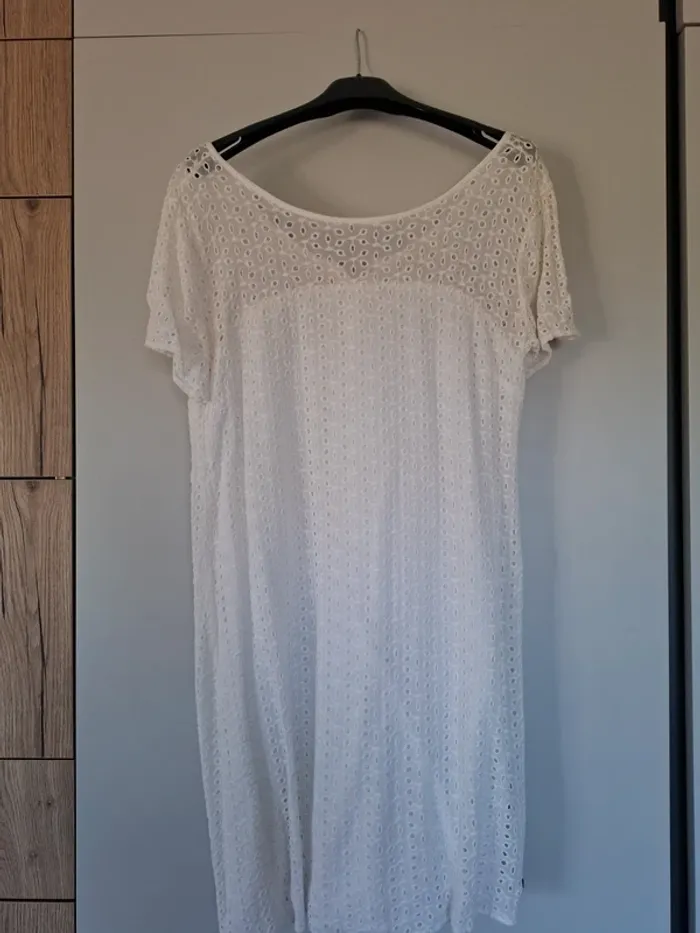 Robe blanche - photo numéro 3