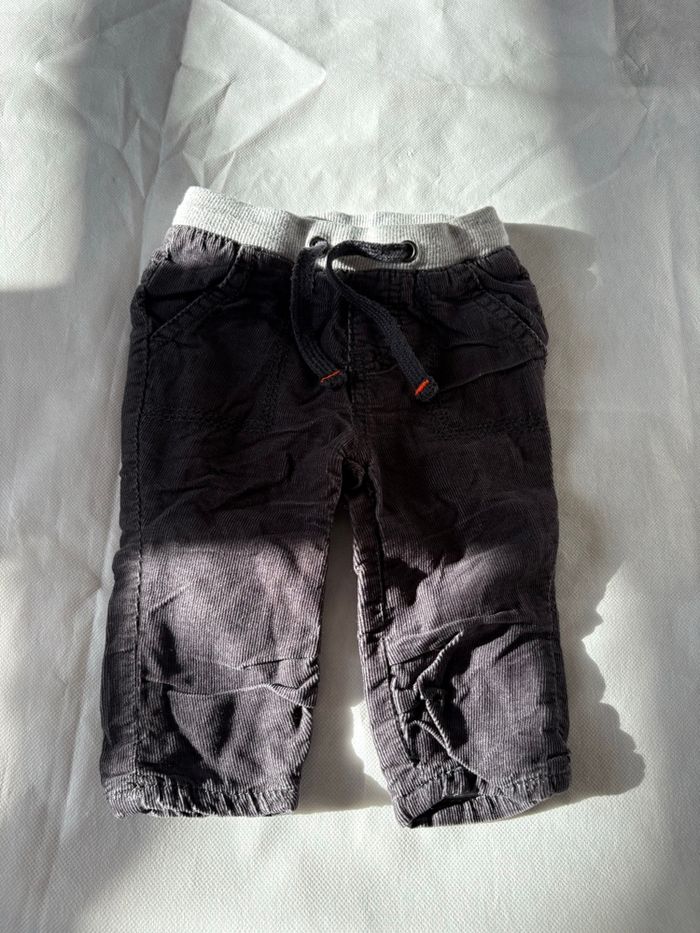 Pantalons 6 mois - photo numéro 8