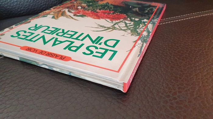 Livre " les plantes d'intérieur " collection Plaisir de voir - photo numéro 3