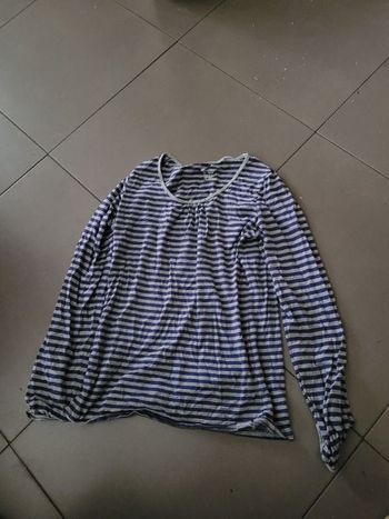 T-shirt taille 42/44 kiabi