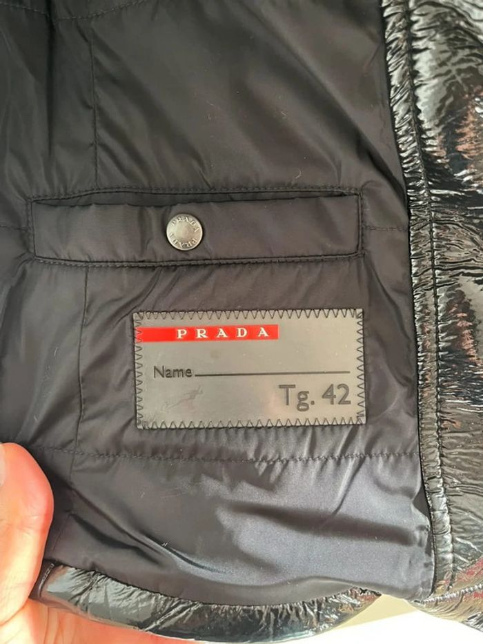 Doudoune sans manches noire Prada - photo numéro 6