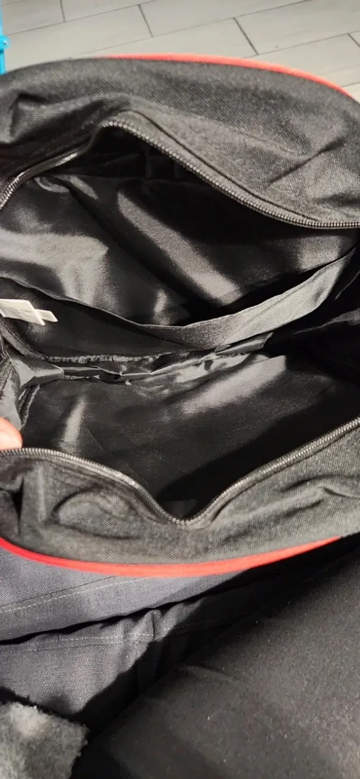 Cartable - photo numéro 3