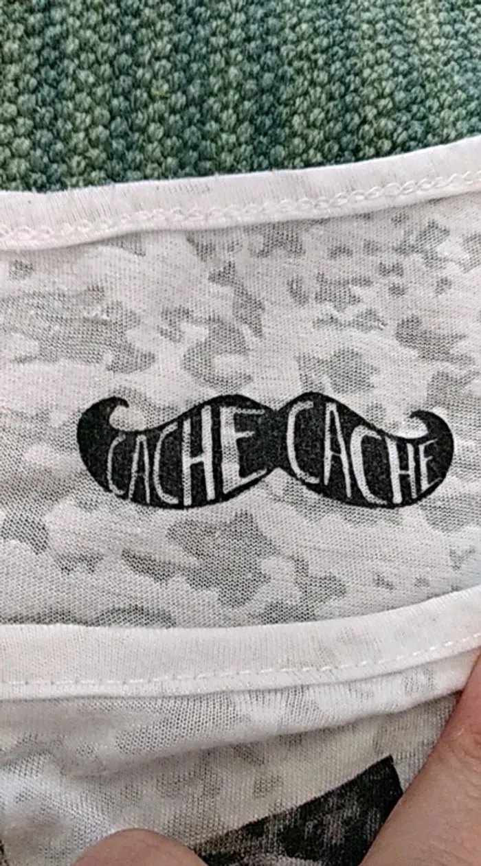 T shirt cache cache - photo numéro 4