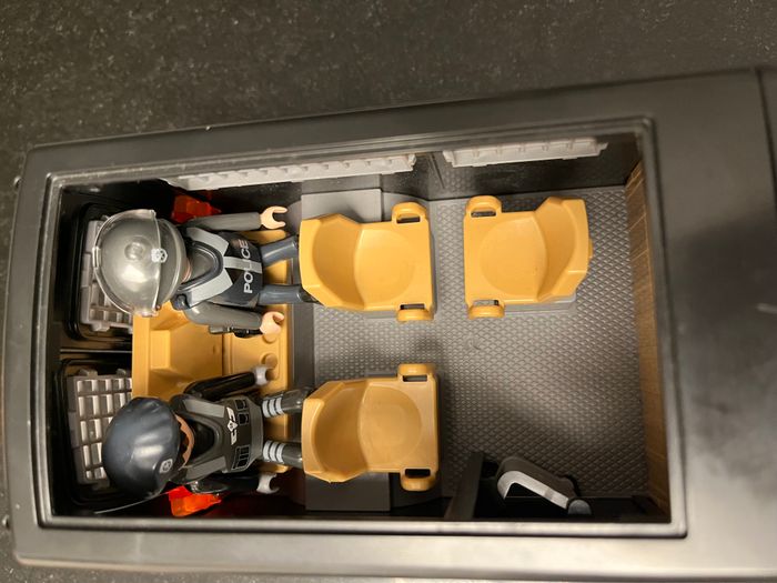 Playmobil Fourgon de police City Action - photo numéro 6